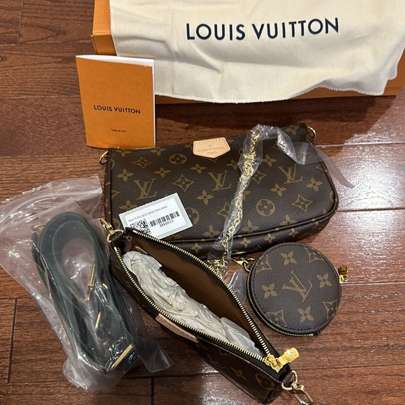 Louis Vuitton Multi Pochette Accessoires - Picture 11 of 12